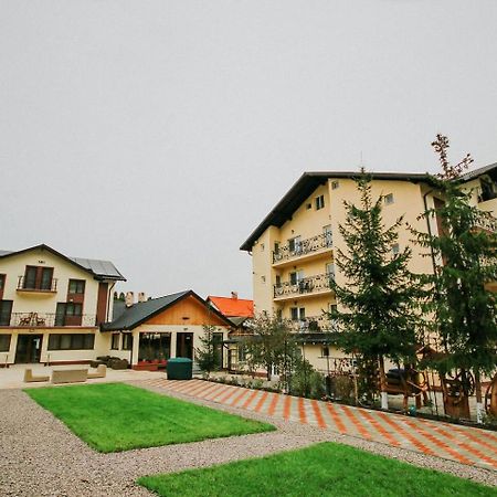 فندق Complex Turistic Constantin Bucovina Câmpulung Moldovenesc المظهر الخارجي الصورة