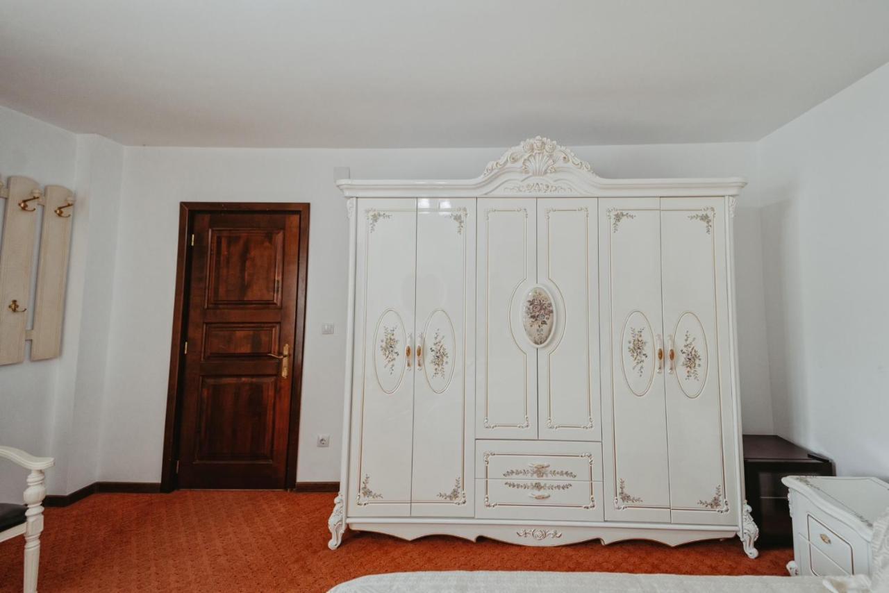 فندق Complex Turistic Constantin Bucovina Câmpulung Moldovenesc المظهر الخارجي الصورة