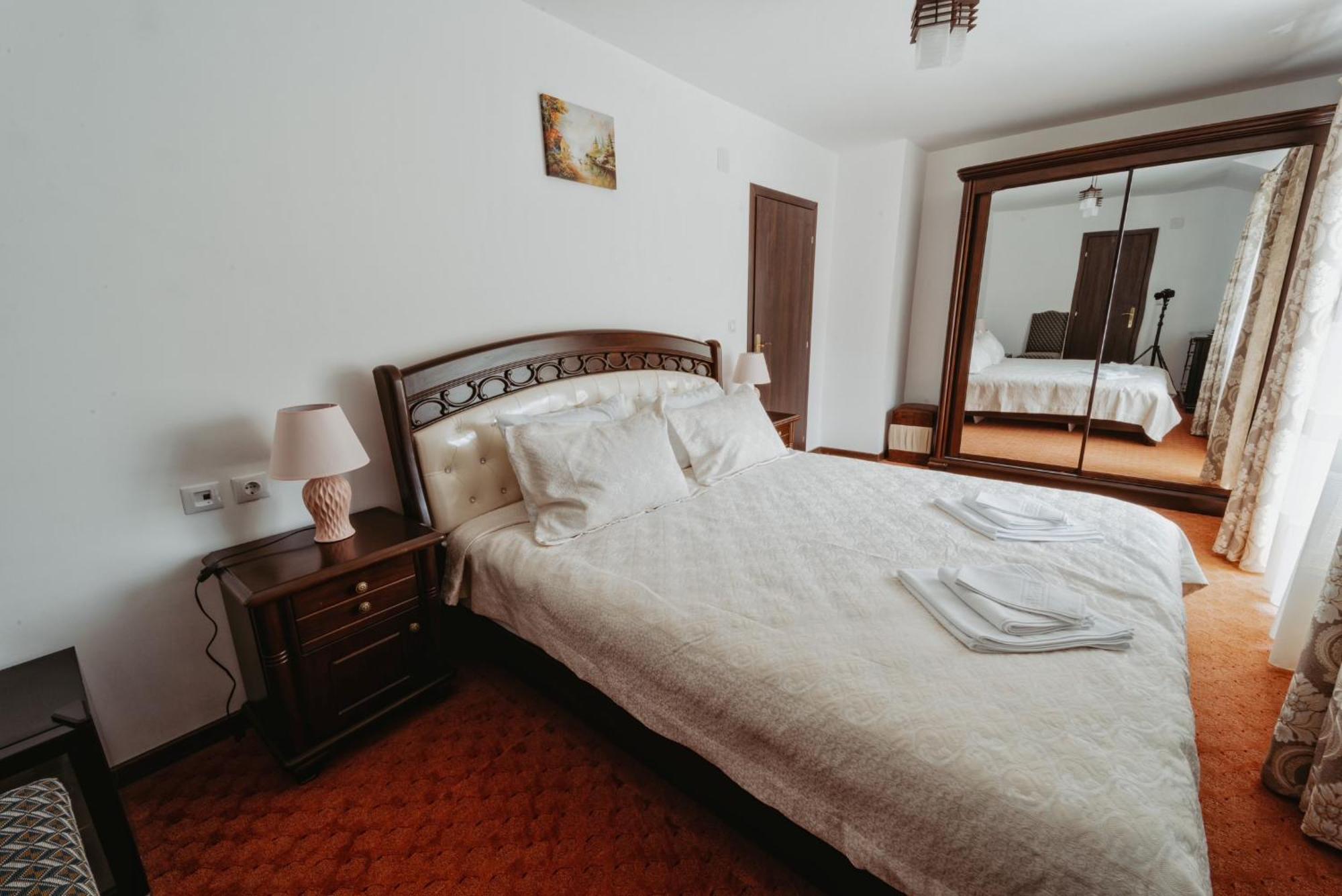 فندق Complex Turistic Constantin Bucovina Câmpulung Moldovenesc المظهر الخارجي الصورة